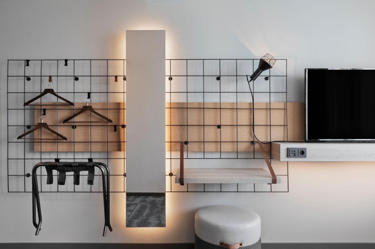 Moxy Duesseldorf City Kültér fotó