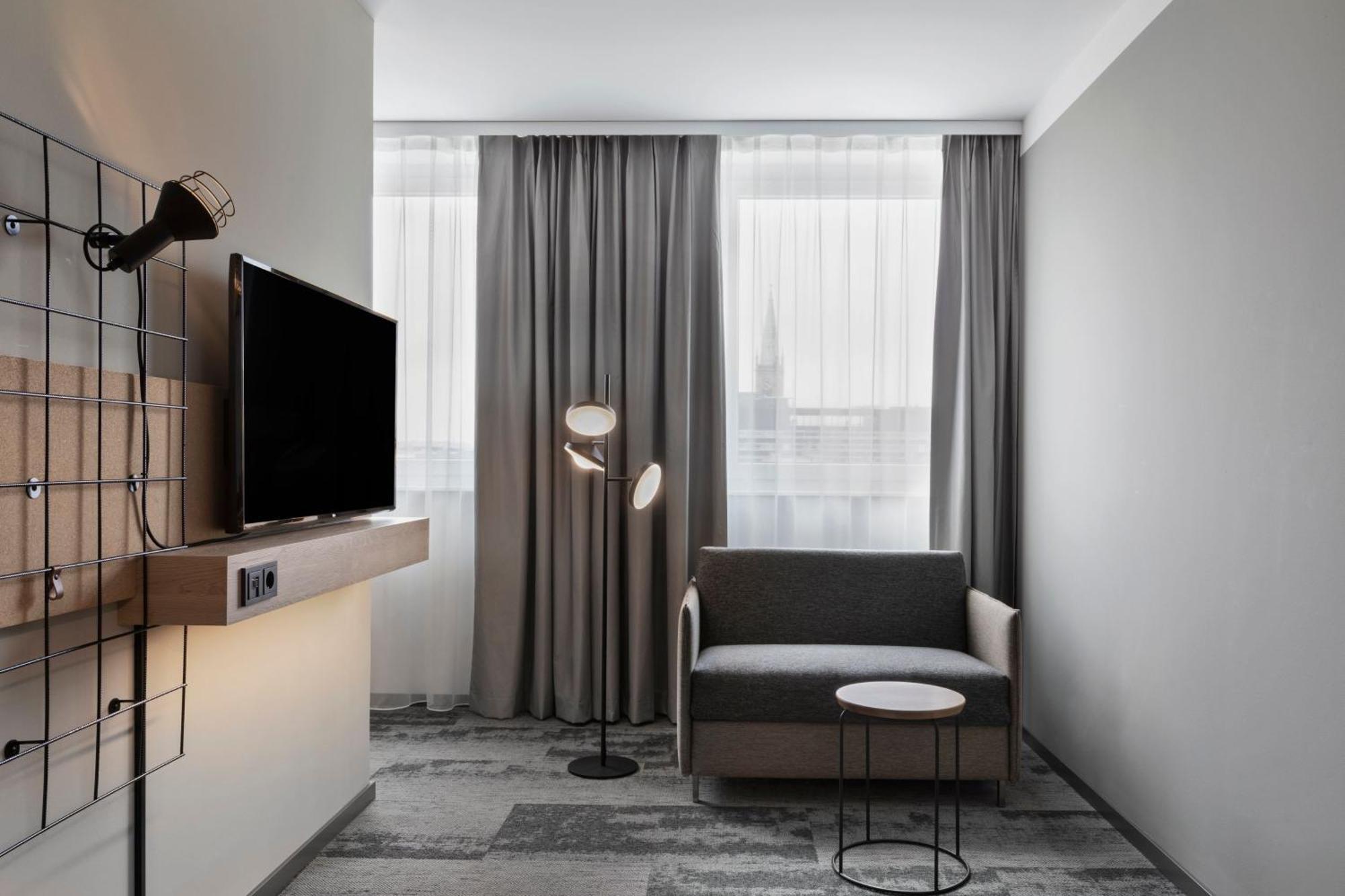 Moxy Duesseldorf City Kültér fotó